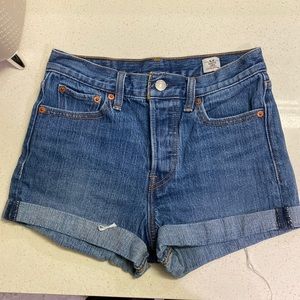 Levi’s Premium Cone Denim Shorts / size 26